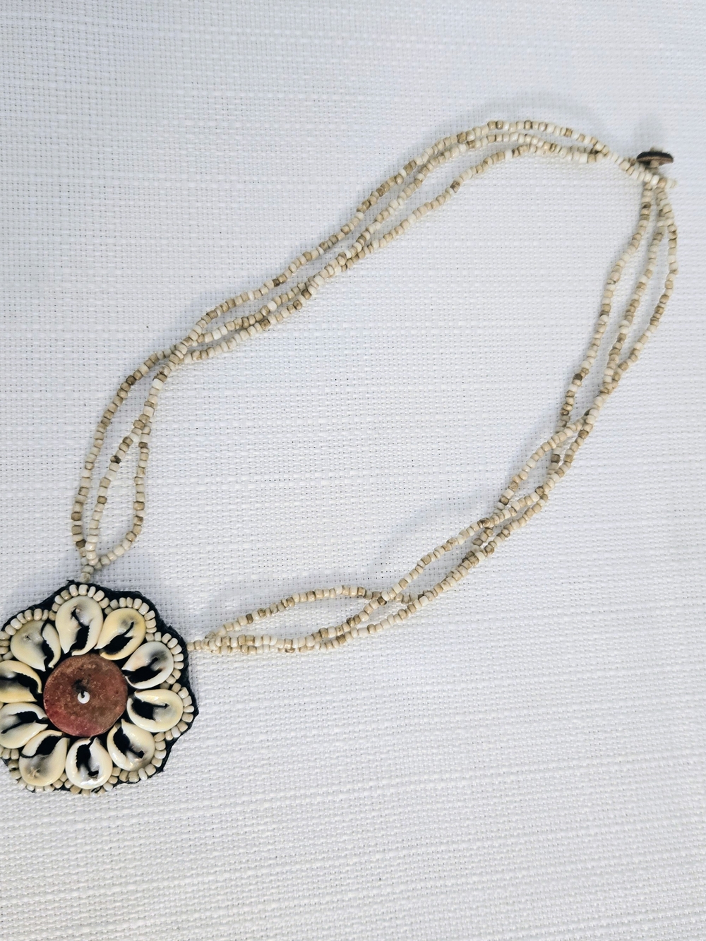 Vtg Medallion Shell Pendant Necklace Handmade Tribal 21" Round Jewelry